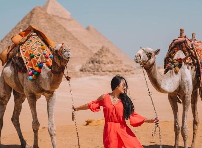 Cairo & Pyramids Day Trip: Ancient Wonders and New Museum
