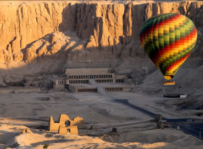 Luxor Two-Day Trip with Hot Air Balloon
