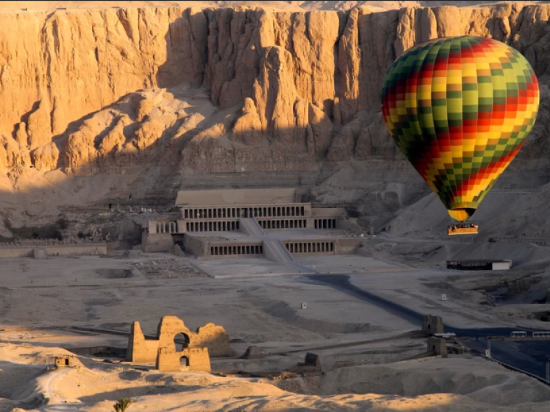 Luxor Two-Day Trip with Hot Air Balloon
