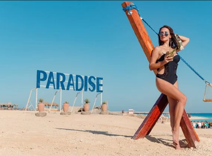 Paradise Island and Sea Trip